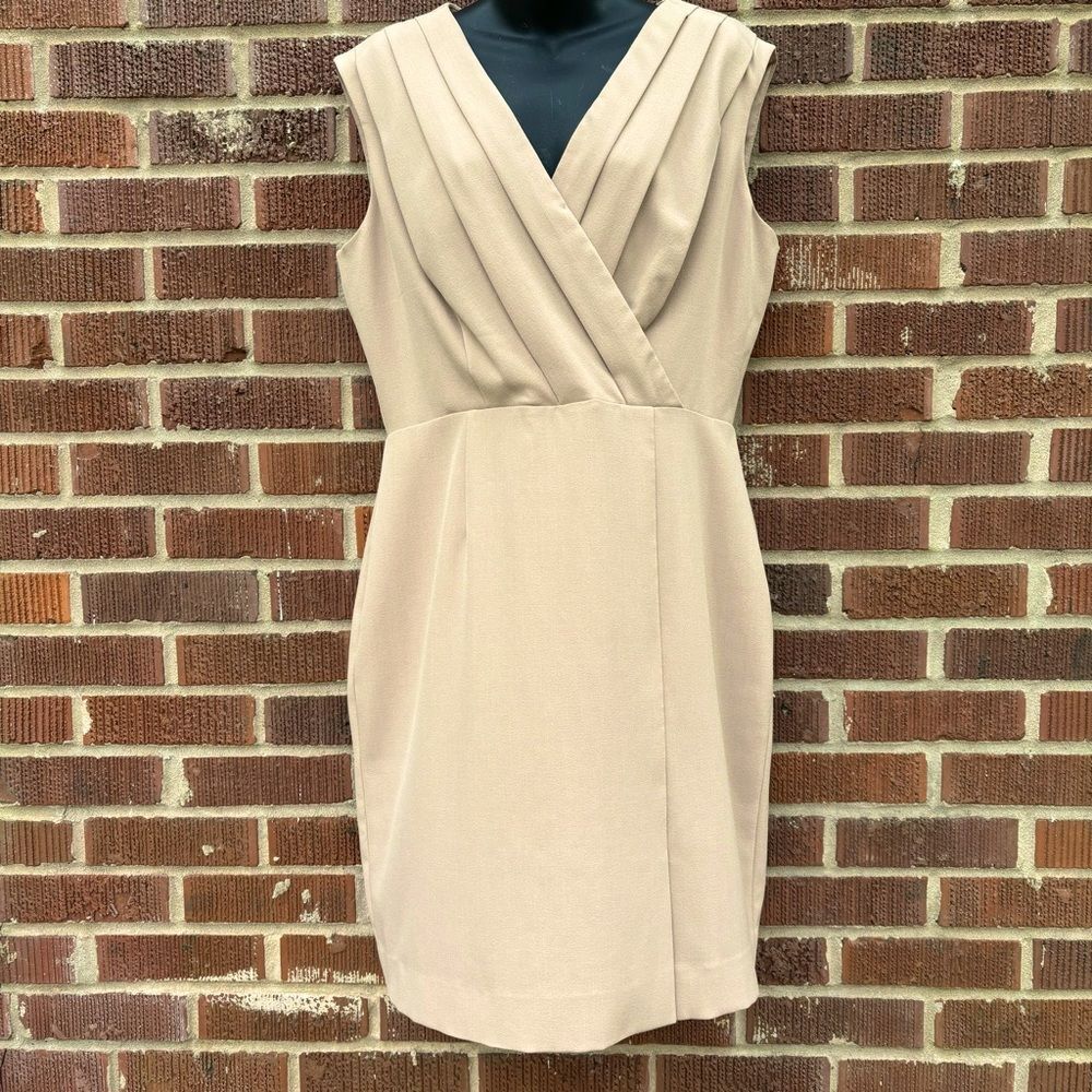 ANTONIO MELANI Nude 12 Beige Sleeveless Pleated V-Neck Midi Dress